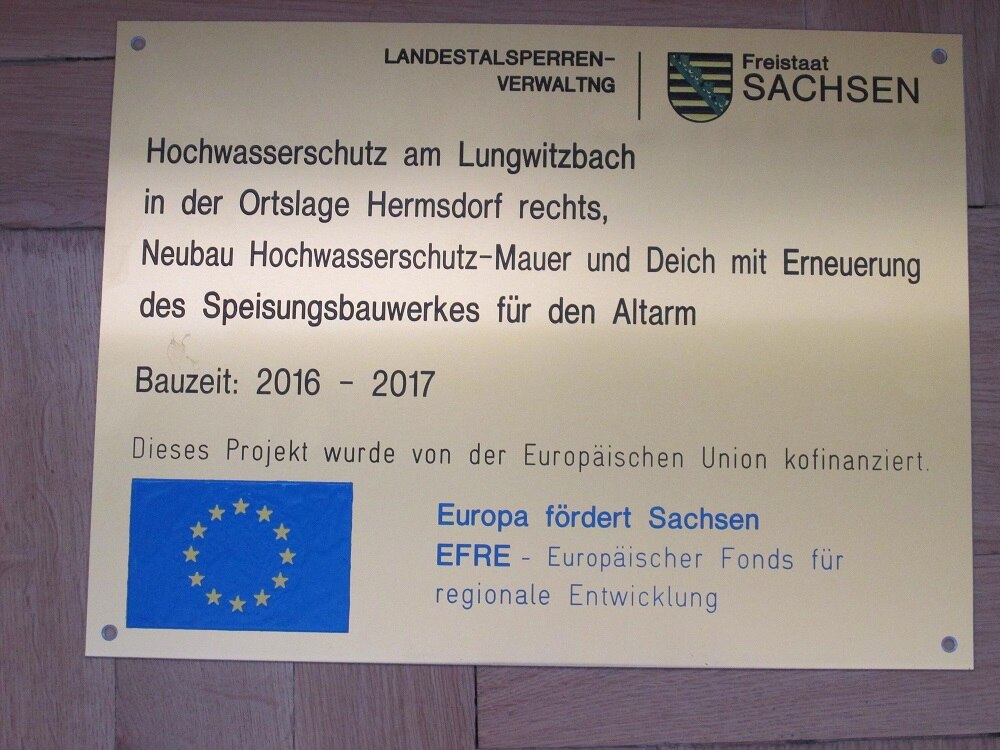 Metallinformationstafel zur EU-Förderung